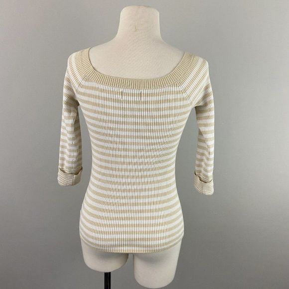 🌿4/$35 🌿GUESS‎ Beige & White Striped Button Down Swoop Neck - Picture 4 of 7